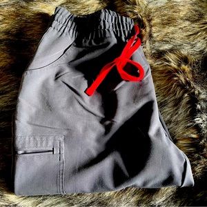 Figs yola skinny high waisted size large/tally. Great condition. Color grey.